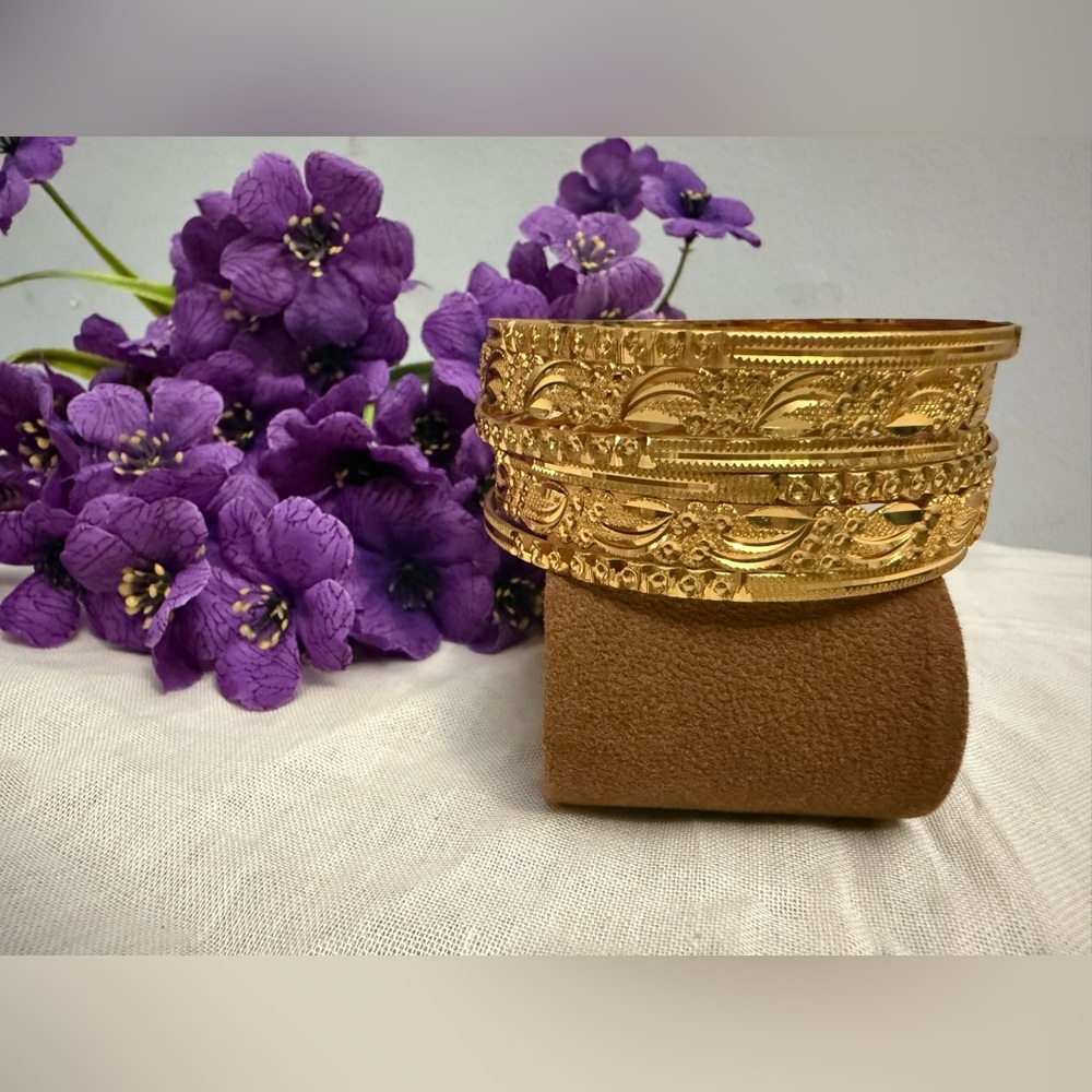 gold plated bangles,Indian Bangles Set Of 6 Size(2.8)